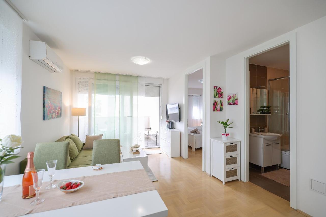 Cozy Niko Apartment - Private Parking And Balcony Zara Esterno foto