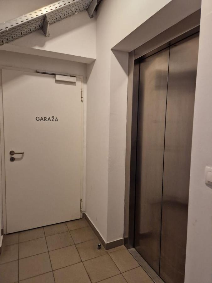 Cozy Niko Apartment - Private Parking And Balcony Zara Esterno foto