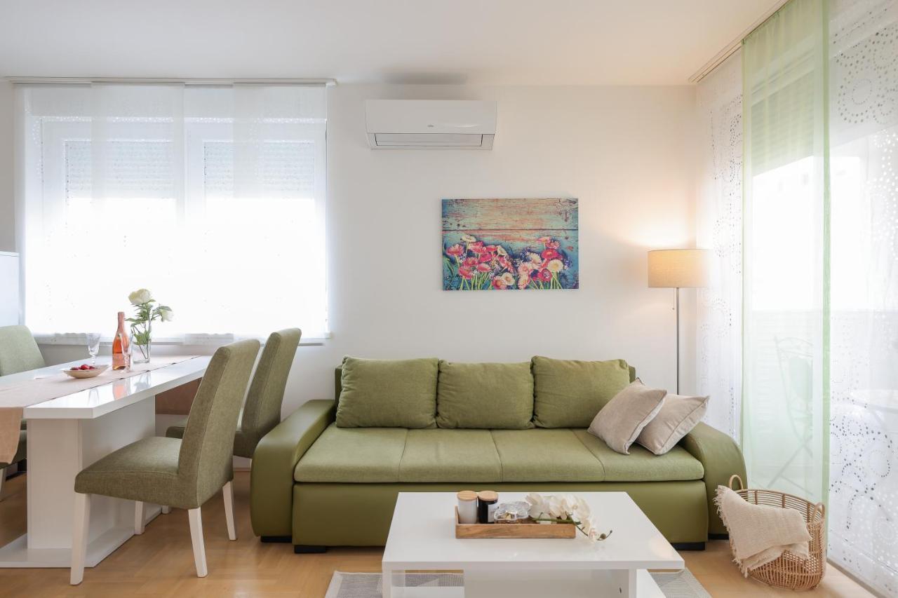 Cozy Niko Apartment - Private Parking And Balcony Zara Esterno foto