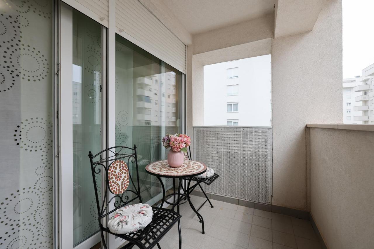 Cozy Niko Apartment - Private Parking And Balcony Zara Esterno foto